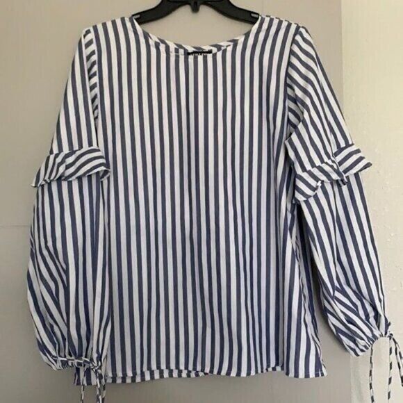 STYLE ENVY M Striped Oversized Long Ruffled Sleeves Blouse - Picture 1 of 12